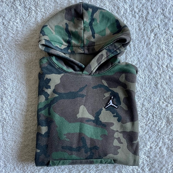 Jordan Other - Jordan Kids Boys Green and Brown Camouflage Hoodie Sweatshirt Medium 10-12